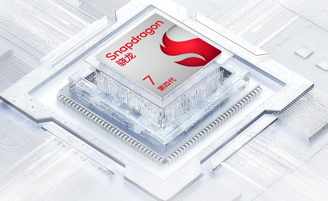 Motorola Moto X70 Air Chipset Side Image.