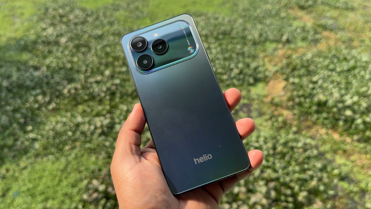 Helio 55 Review: Get a Good Phone At a low Price Segment
