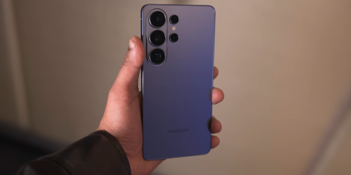 Samsung Galaxy S26 Ultra Review: Is the World’s Most Powerful Phone in 2026