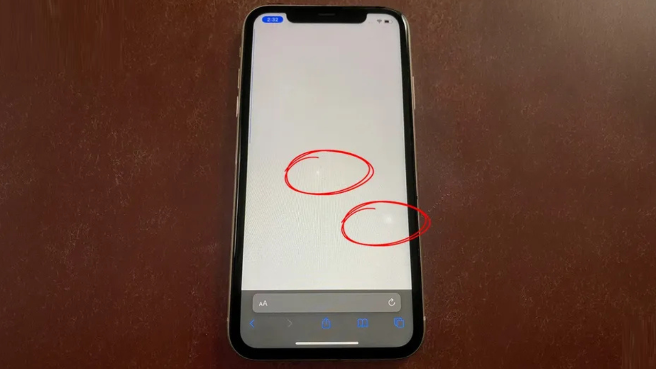White Dot on Mobile Screen